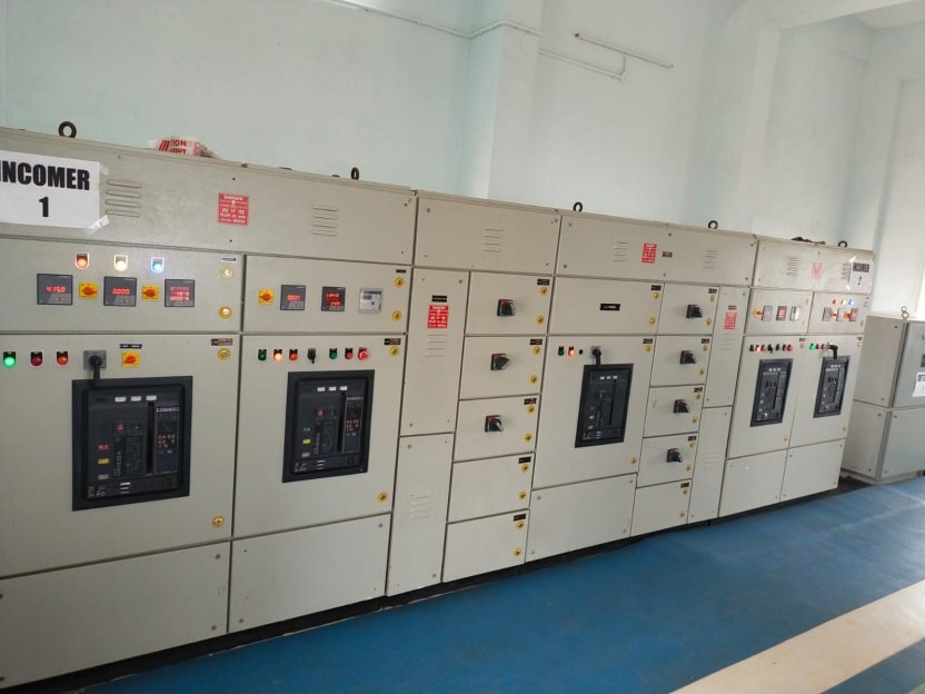 LT incomer panels